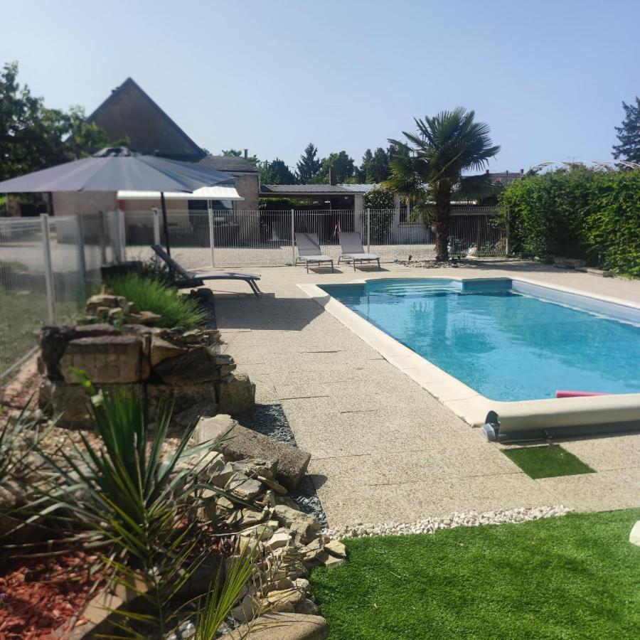 Naturel : Studio Calme Et Agreable Les Bordes 外观 照片