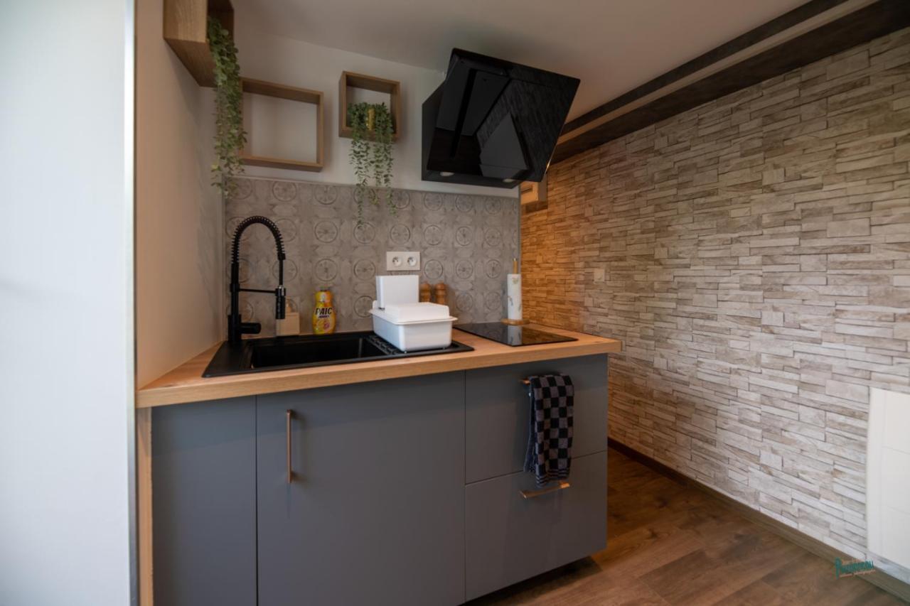 Naturel : Studio Calme Et Agreable Les Bordes 外观 照片