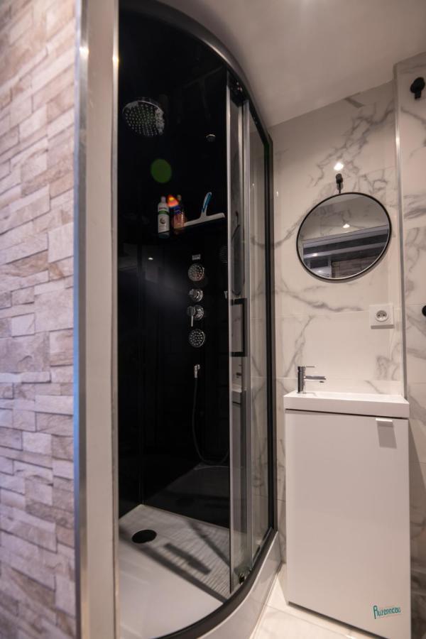Naturel : Studio Calme Et Agreable Les Bordes 外观 照片